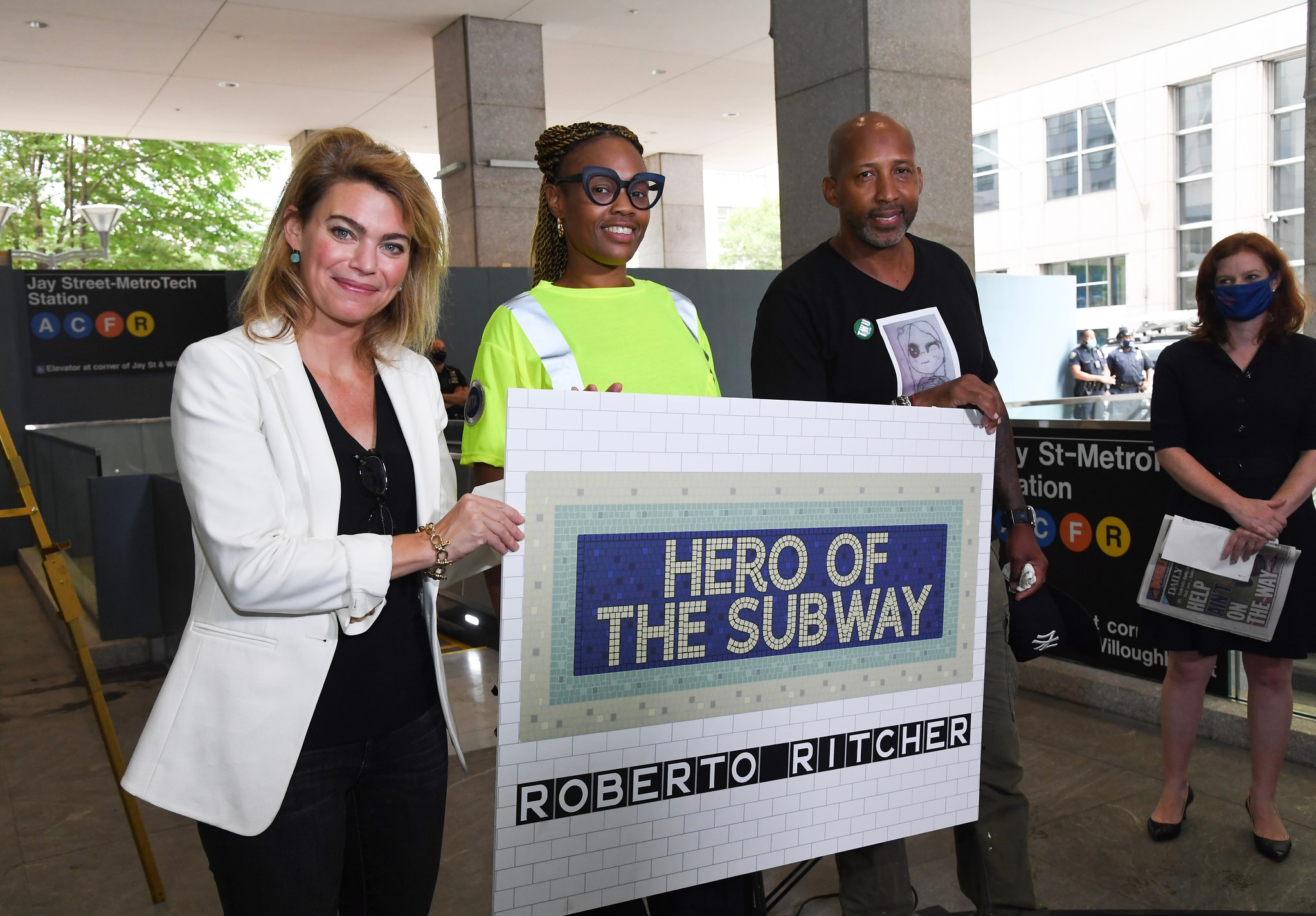 Heroic Transit Employees Commended for Saving Life of Customer at Brooklyn Subway Station
