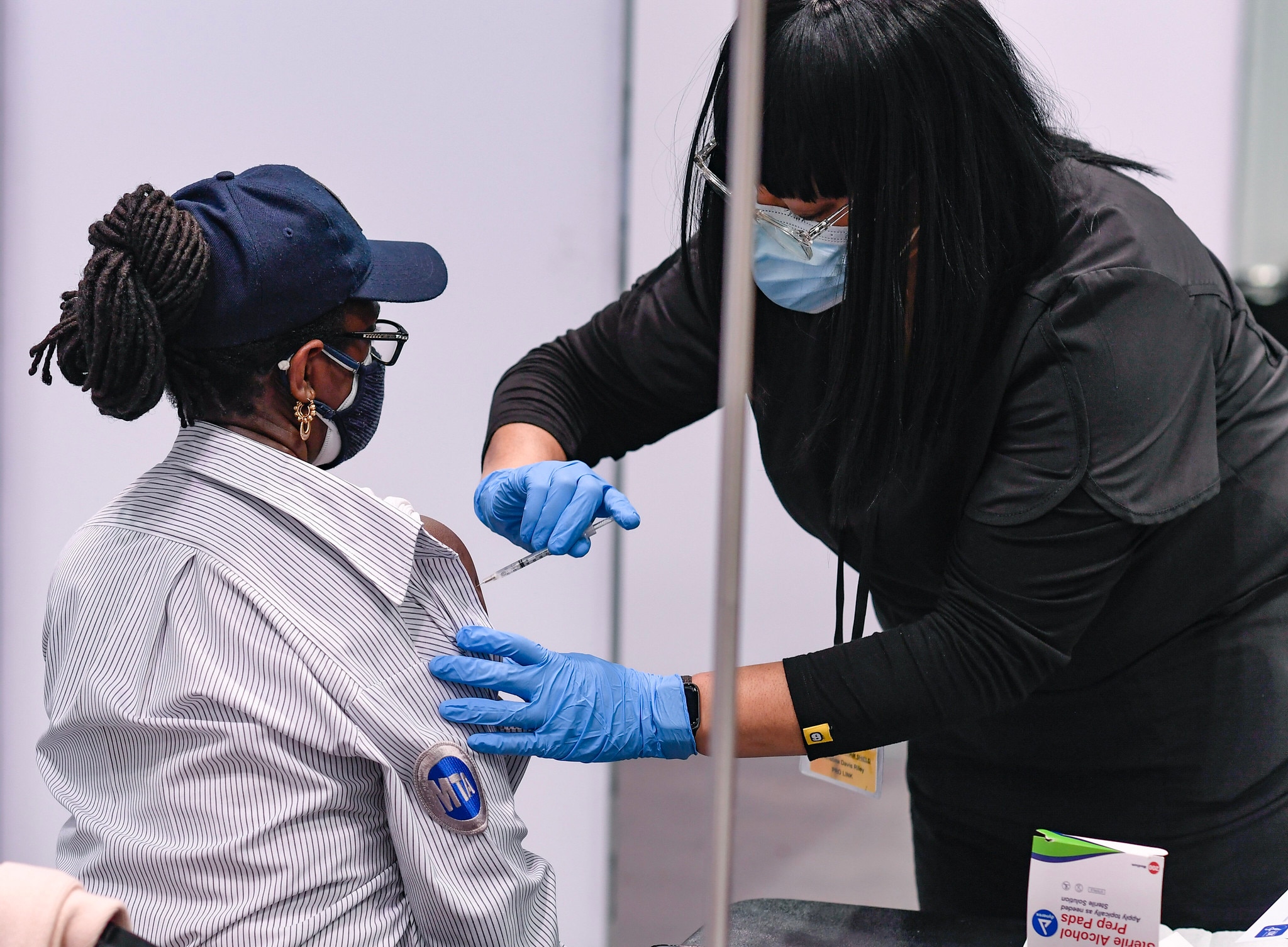 PHOTOS: MTA’s Heroic Frontline Workers Begin COVID-19 Vaccinations Today at Javits Center
